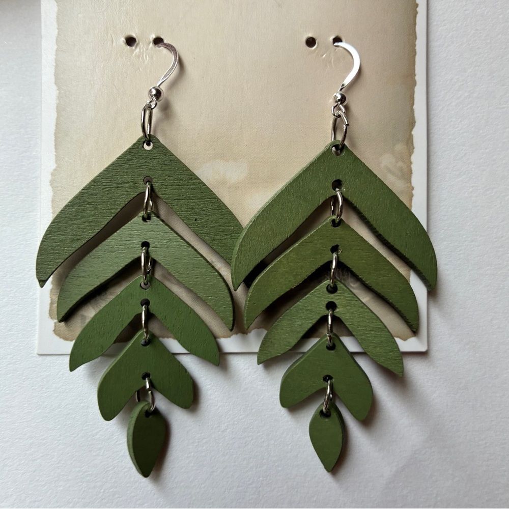 Green Leaf Dangle Earrings